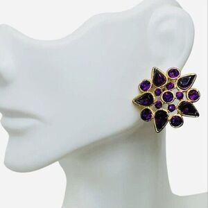 Vintage Women’s Purple Shimmer Rhinestone Gold Tone Flower Button  Earrings